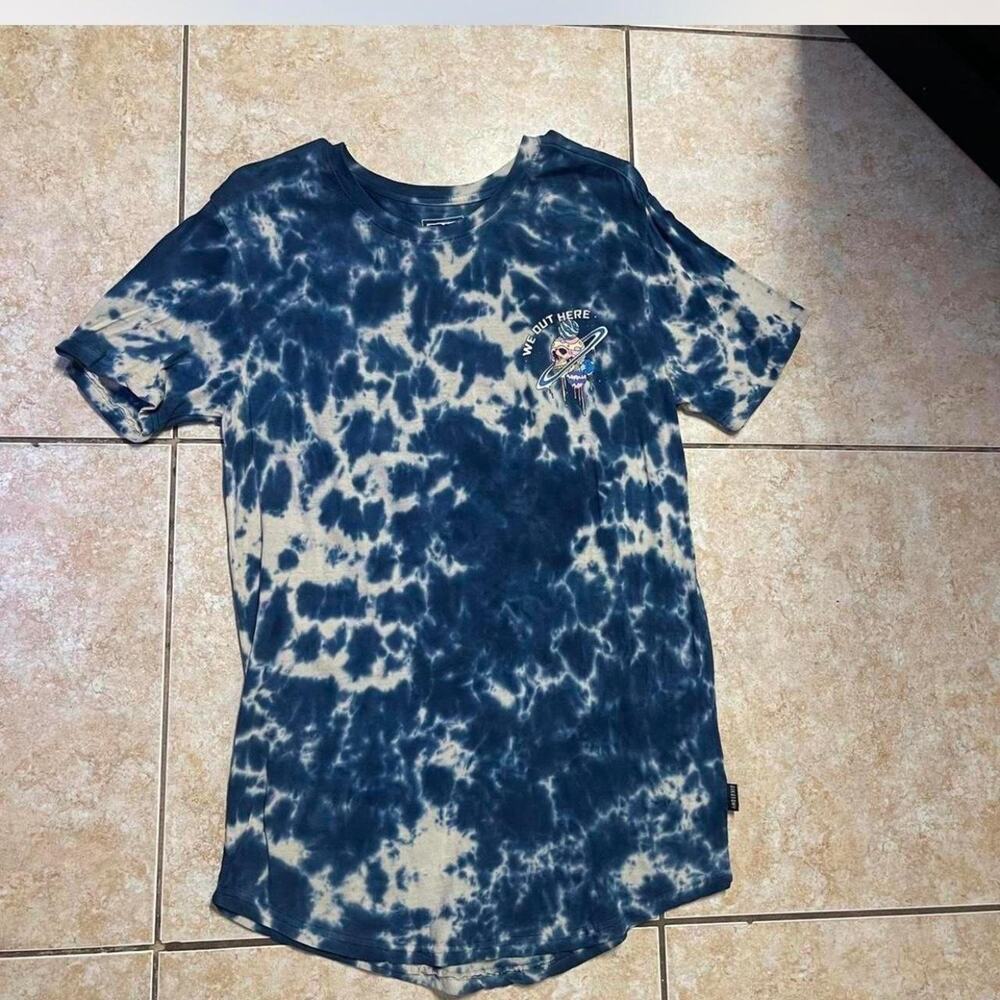 Blue‎ Tie Dye Graphic T-Shirt We Out Here Graphic Print Tee